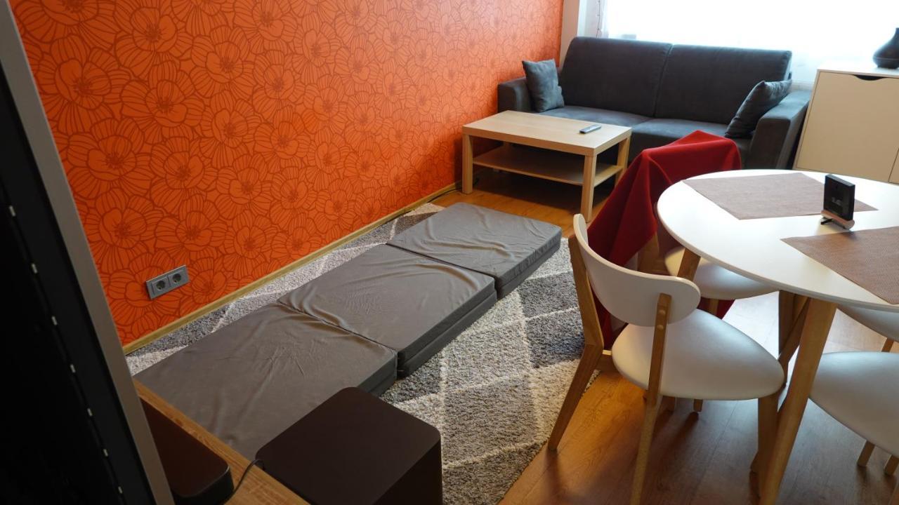 Cozy Telliskivi Apartment Near City Centre Tallinn Kültér fotó